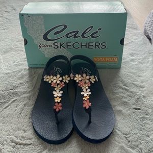 Skechers Yoga Foam Sandals